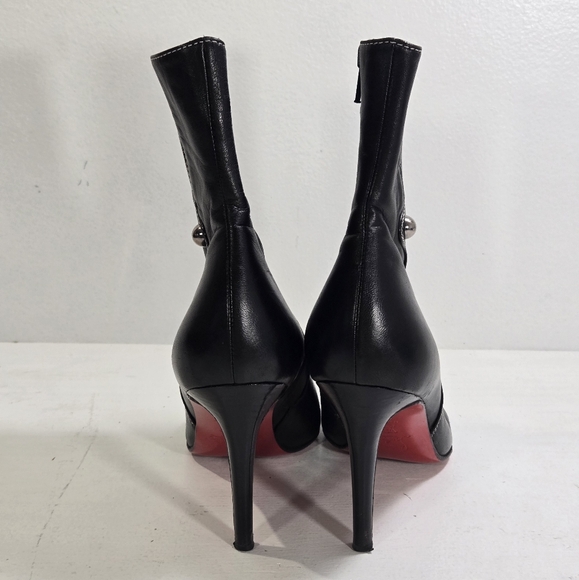 Christiabn Loyboutin Elegant Black Leather Ankle Boots 37½ 7½ - Picture 4 of 12